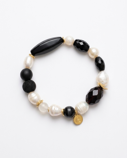 Pulsera Bruna de perlas y ónix negro